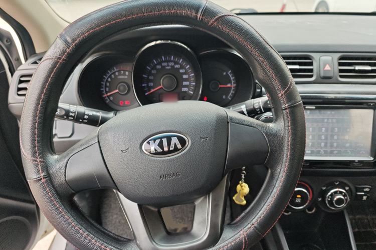 Used Kia K2 2012 Sedan 1.4L MT GLS Commemorative Edition Steering Wheel