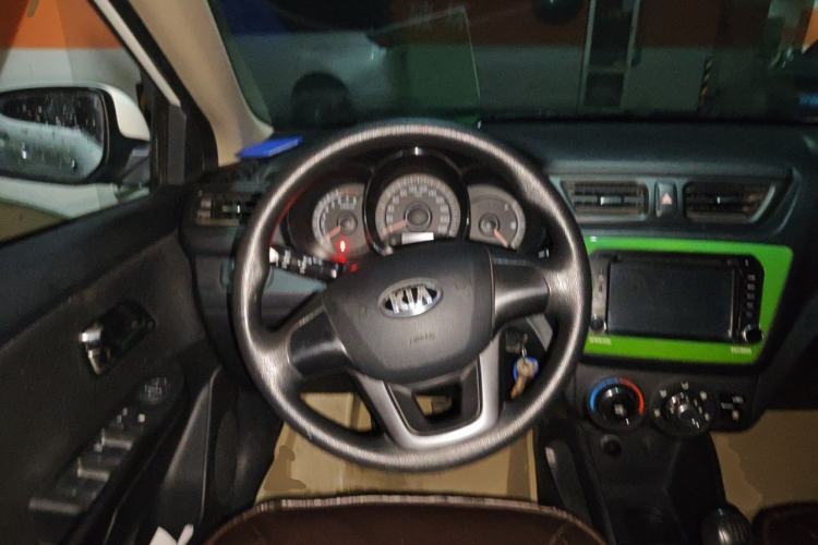 Used Kia K2 2012 Sedan 1.4L MT GLS Commemorative Edition Steering Wheel