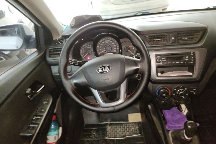 Used Kia K2 2012 Sedan 1.4L MT GLS Commemorative Edition Steering Wheel