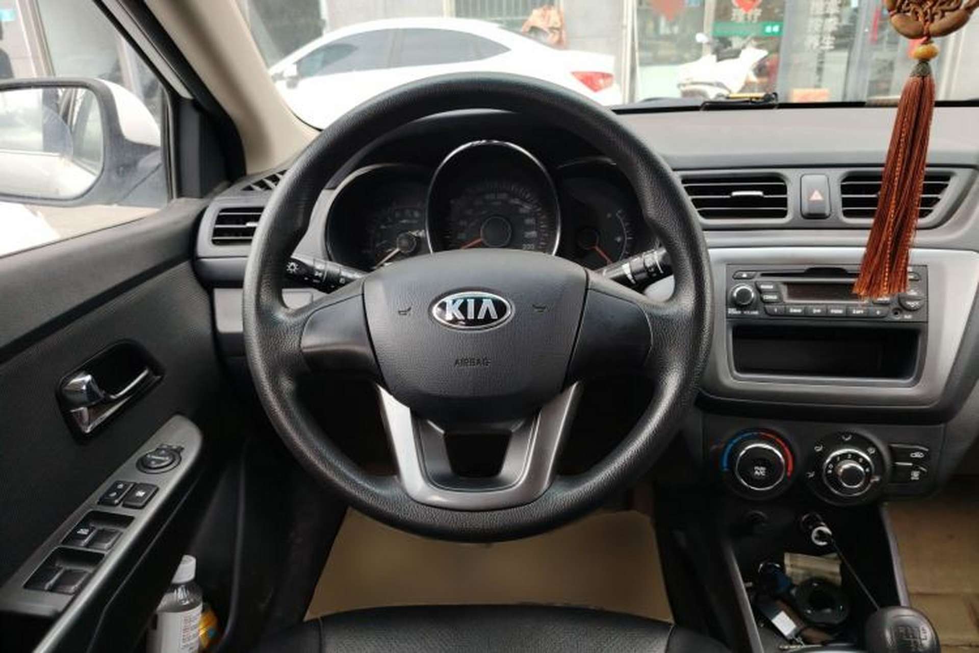 Used Kia K2 2012 Sedan 1.4L MT GLS Commemorative Edition Steering Wheel