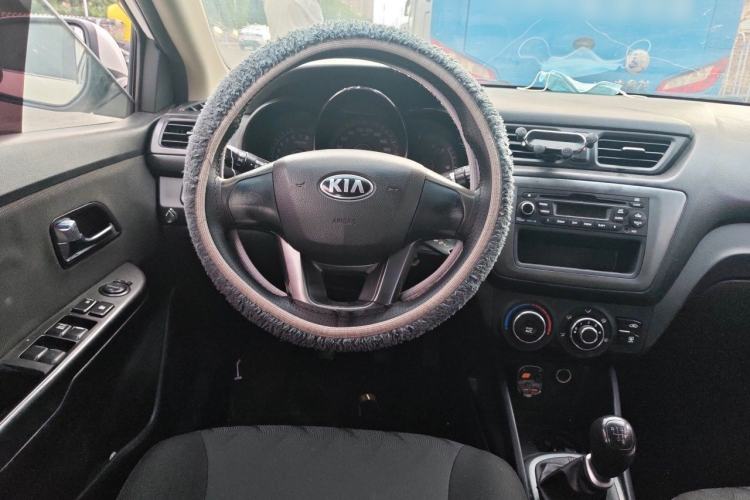 Used Kia K2 2012 Sedan 1.4L MT GLS Commemorative Edition Steering Wheel