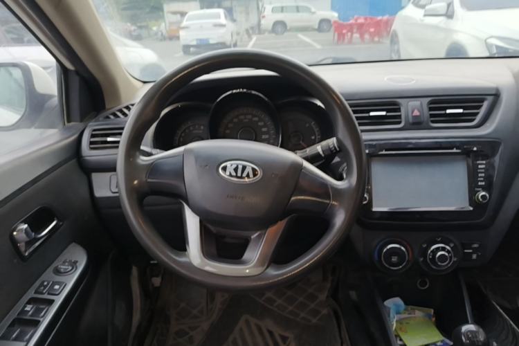 Used Kia K2 2012 Sedan 1.4L MT GLS Commemorative Edition Steering Wheel