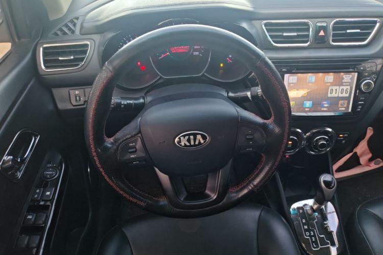 Used Kia K2 2012 Sedan 1.6L Automatic Transmission Premium Commemorative Edition Steering Wheel