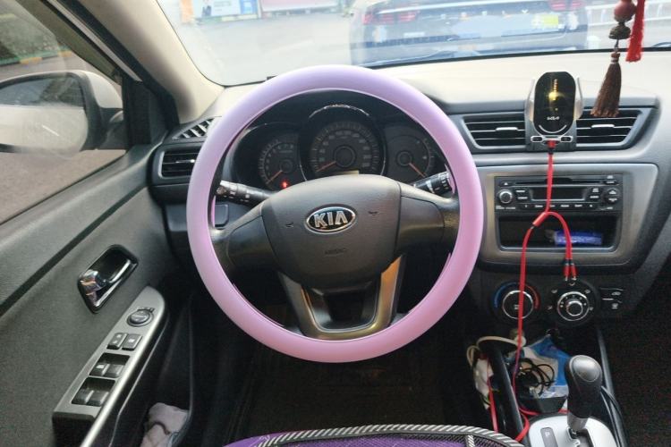 Used Kia K2 2012 Sedan 1.4L Automatic GLS Commemorative Edition Steering Wheel