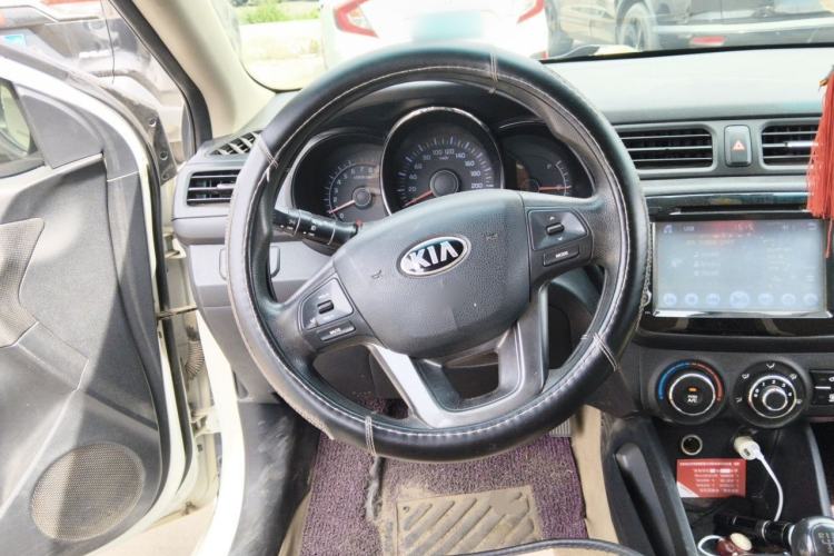 Used Kia K2 2012 Sedan 1.4L MT GLS Commemorative Edition Steering Wheel