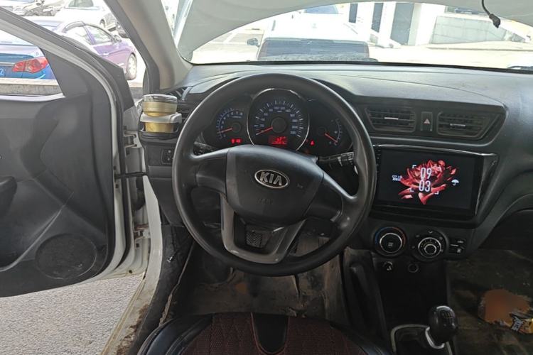 Used Kia K2 2012 Sedan 1.4L MT GLS Commemorative Edition Steering Wheel