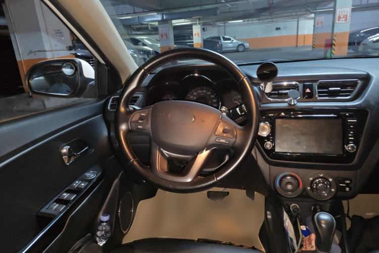 Used Kia K2 2012 Sedan 1.6L Automatic Transmission Premium Commemorative Edition Steering Wheel