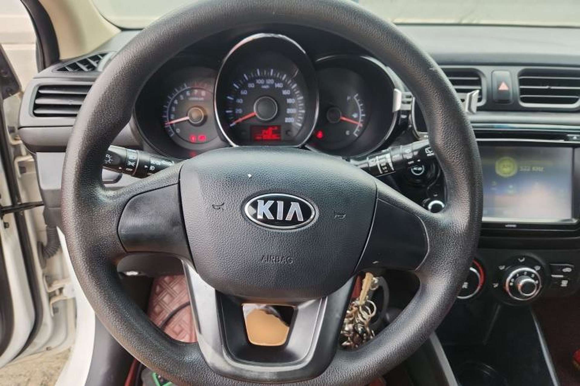 Used Kia K2 2012 Hatchback 1.4L MT Cool Edition Commemorative Model Steering Wheel