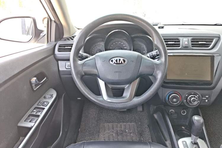 Used Kia K2 2012 Sedan 1.4L Automatic GLS Commemorative Edition Steering Wheel