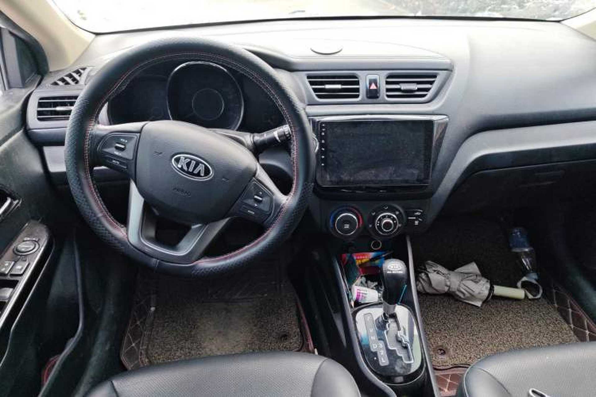 Used Kia K2 2012 Sedan 1.6L Automatic Transmission Premium Commemorative Edition Steering Wheel
