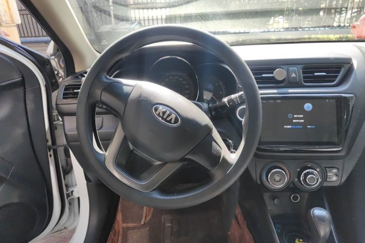 Used Kia K2 2012 Sedan 1.4L Automatic GLS Commemorative Edition Steering Wheel