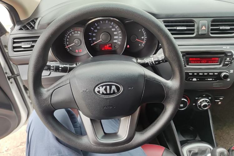 Used Kia K2 2012 Hatchback 1.4L MT Cool Edition Commemorative Model Steering Wheel