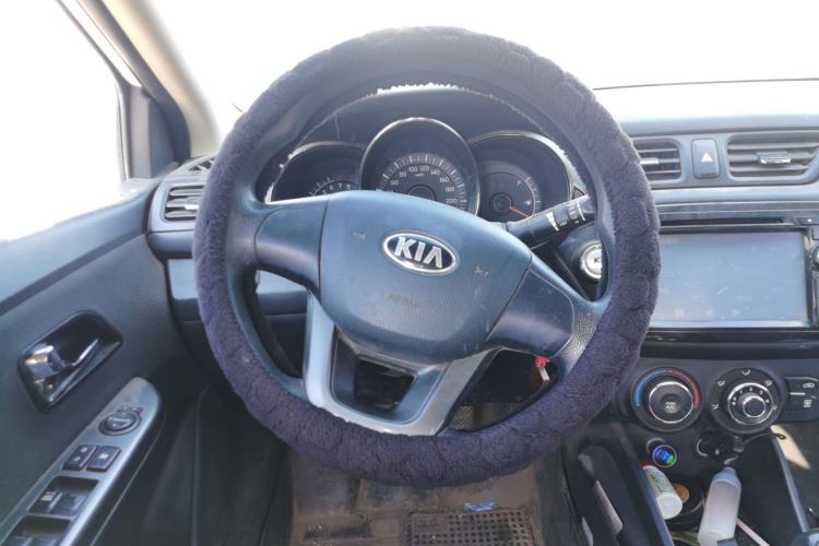Used Kia K2 2012 Sedan 1.4L MT GLS Commemorative Edition Steering Wheel