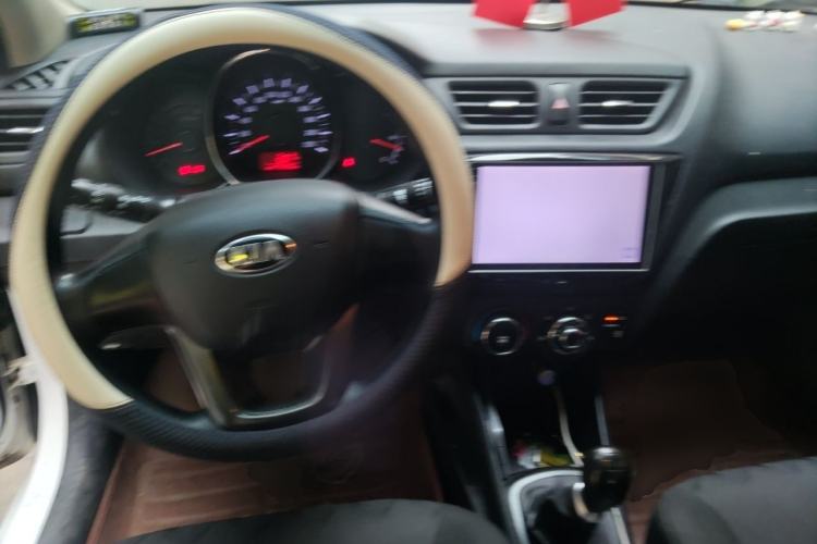 Used Kia K2 2012 Sedan 1.4L MT GLS Commemorative Edition Steering Wheel