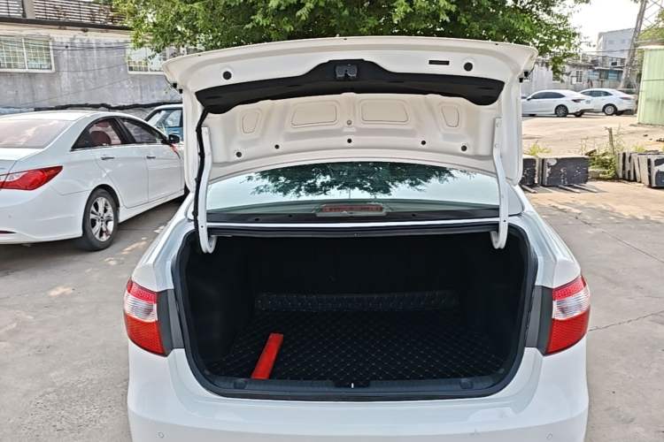 Used Kia K2 2012 Sedan 1.4L Automatic GLS Commemorative Edition Trunk