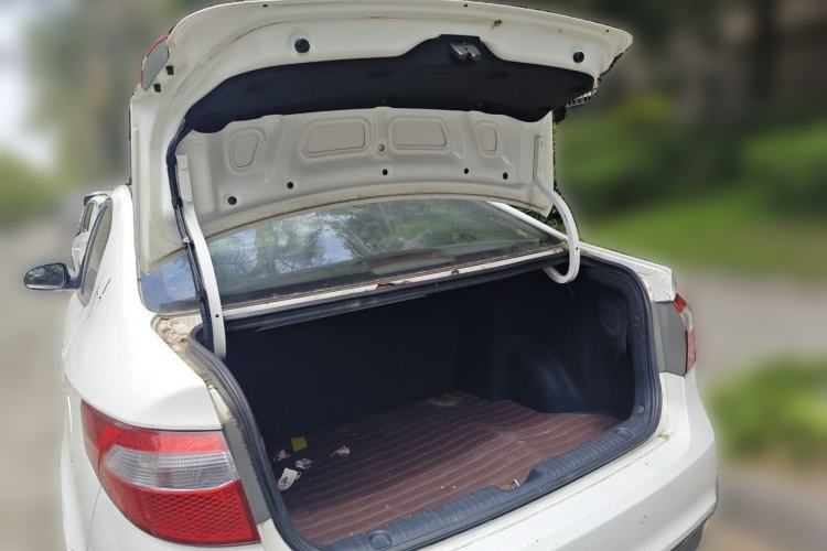 Used Kia K2 2012 Sedan 1.4L MT GLS Commemorative Edition Trunk