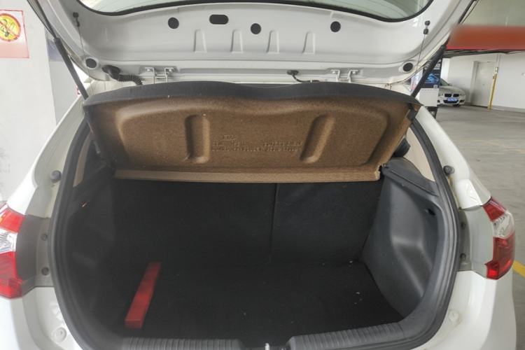 Used Kia K2 2012 Hatchback 1.6L AT Premium Trunk