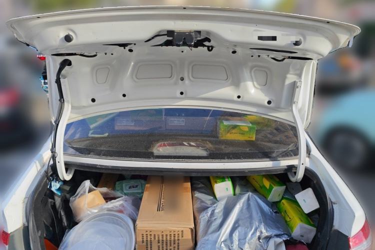 Used Kia K2 2012 Sedan 1.4L Automatic GLS Commemorative Edition Trunk
