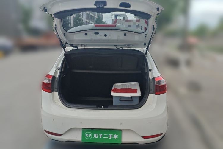 Used Kia K2 2012 Hatchback 1.6L AT Premium Commemorative Edition Trunk