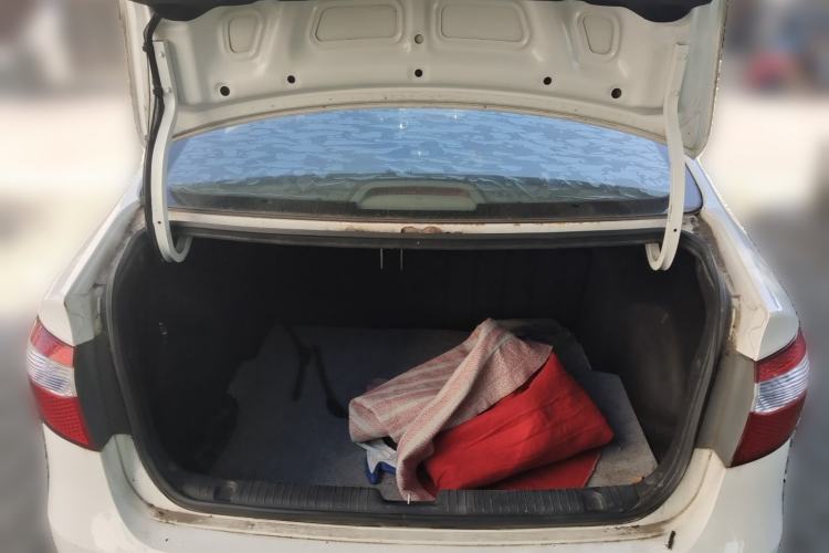 Used Kia K2 2012 Sedan 1.4L MT TOP Commemorative Edition Trunk