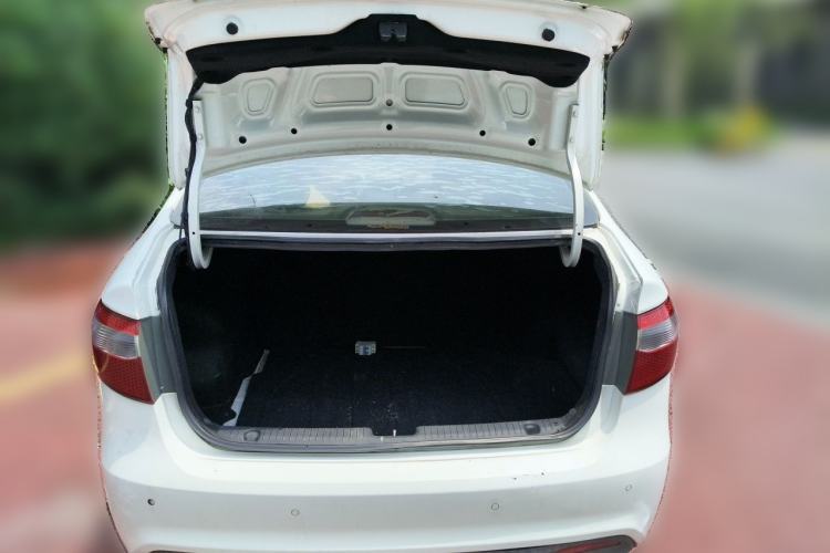 Used Kia K2 2012 Sedan 1.4L AT TOP Anniversary Edition Trunk