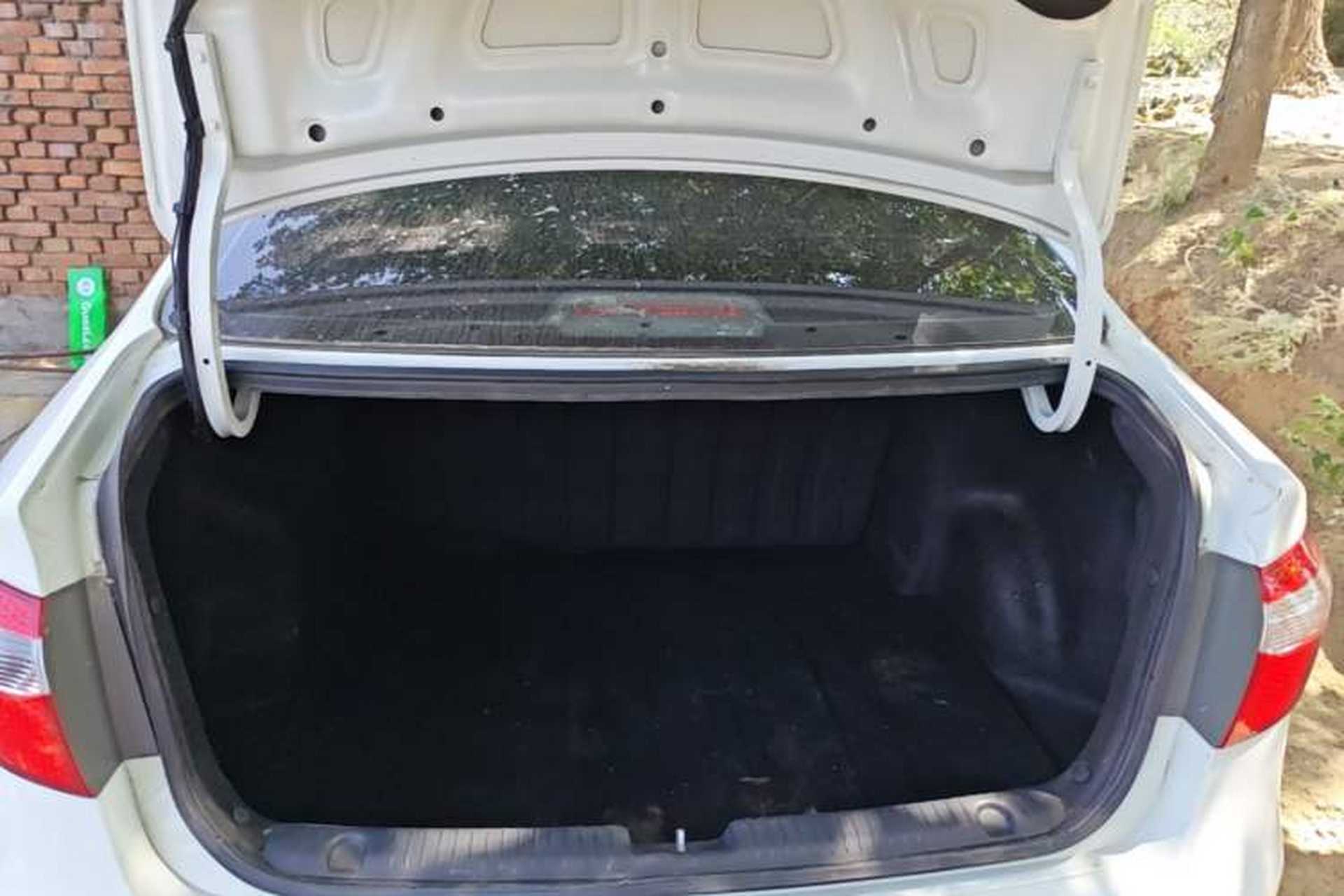Used Kia K2 2012 Sedan 1.4L MT GLS Commemorative Edition Trunk