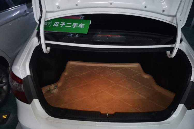 Used Kia K2 2012 Sedan 1.4L MT GLS Commemorative Edition Trunk