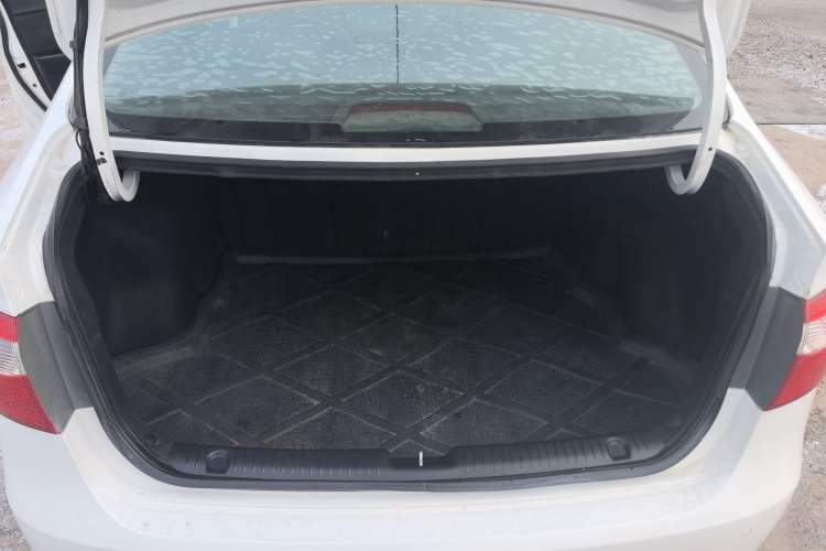 Used Kia K2 2012 Sedan 1.4L Automatic GLS Commemorative Edition Trunk