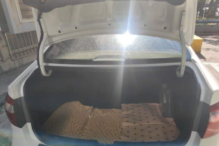 Used Kia K2 2012 Sedan 1.4L Automatic GLS Commemorative Edition Trunk