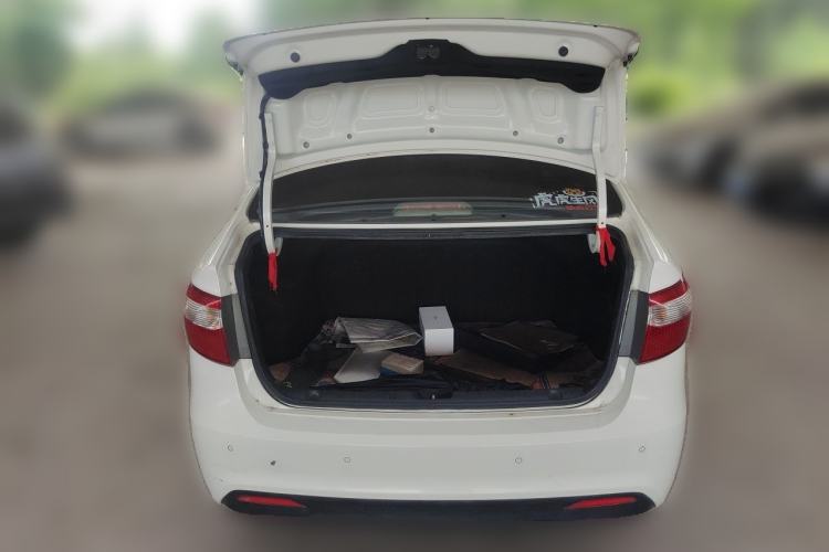 Used Kia K2 2012 Sedan 1.4L MT TOP Commemorative Edition Trunk