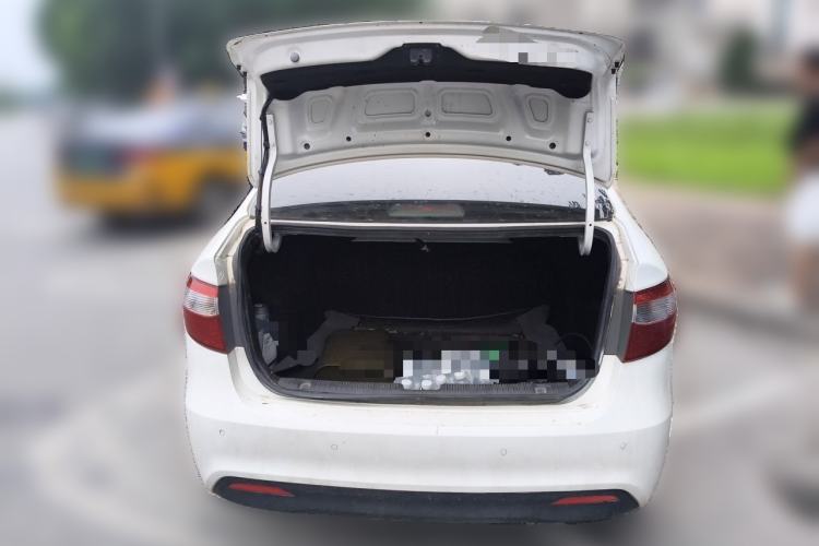 Used Kia K2 2012 Sedan 1.4L MT GLS Commemorative Edition Trunk