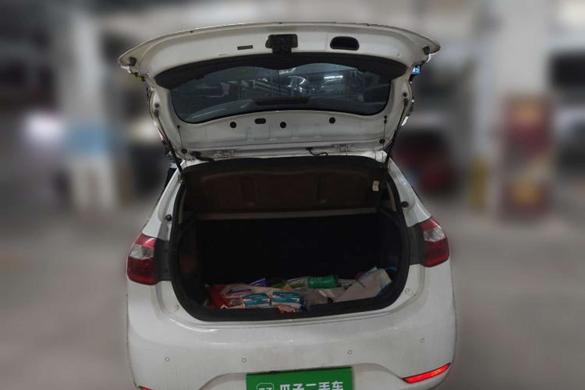 Used Kia K2 2012 Hatchback 1.6L AT Premium Trunk