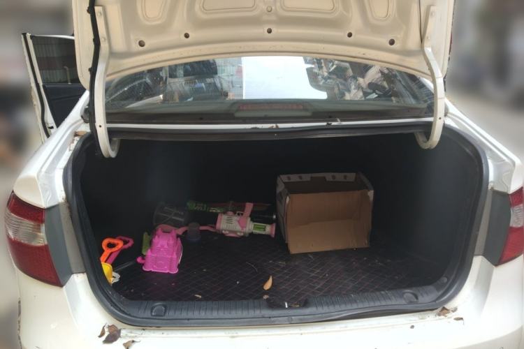 Used Kia K2 2012 Sedan 1.4L MT GLS Commemorative Edition Trunk
