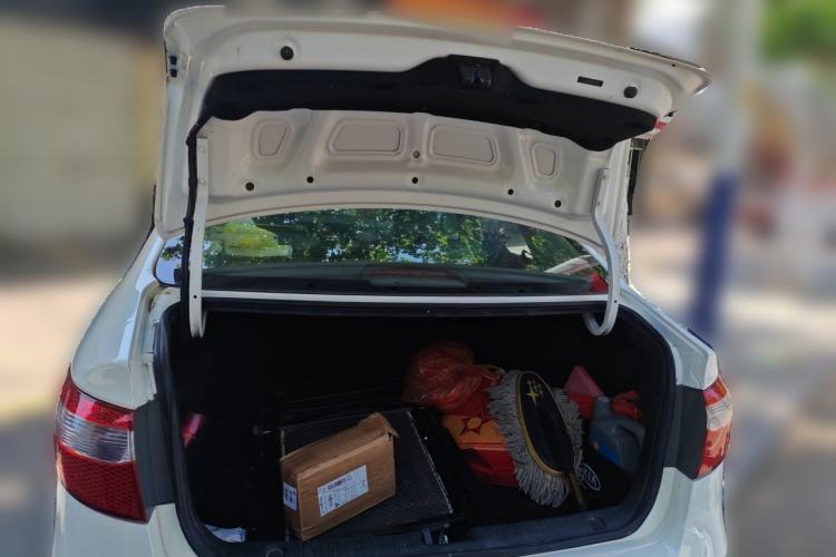 Used Kia K2 2012 Sedan 1.4L MT GLS Commemorative Edition Trunk
