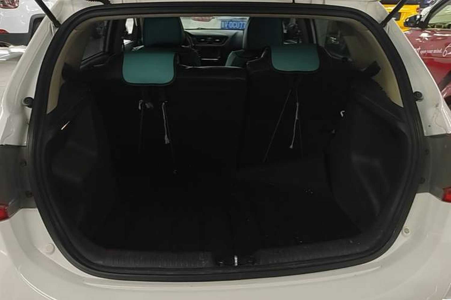 Used Kia K2 2012 Hatchback 1.4L AT GLS Commemorative Edition Trunk