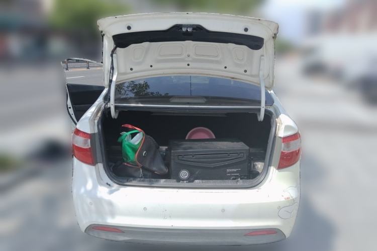Used Kia K2 2012 Sedan 1.4L MT GLS Commemorative Edition Trunk