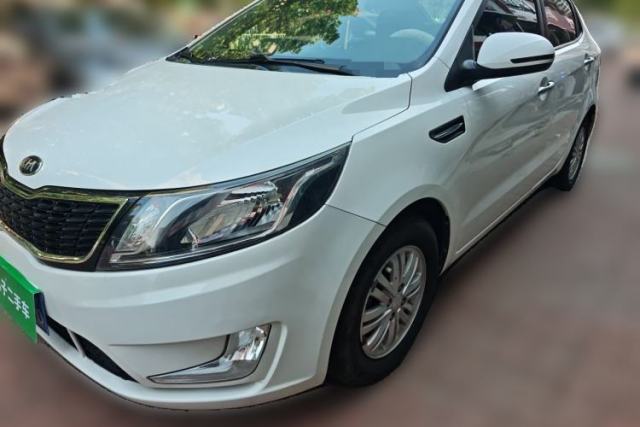 Used Kia K2 2012 Sedan 1.4L MT TOP Commemorative Edition