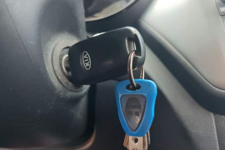 Used Kia K2 2012 Sedan 1.4L Automatic GLS Commemorative Edition Vehicle Key