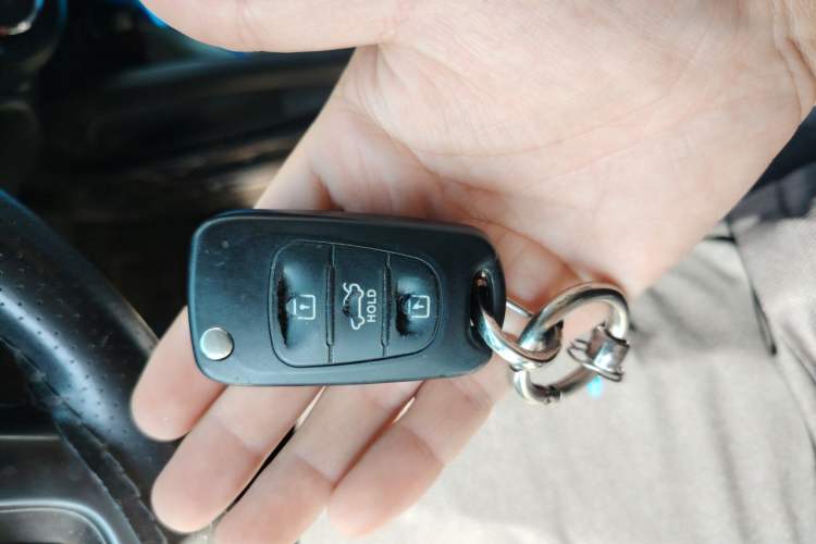 Used Kia K2 2012 Sedan 1.4L Automatic GLS Commemorative Edition Vehicle Key