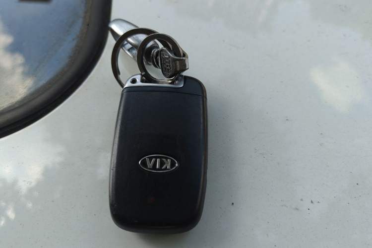Used Kia K2 2012 Sedan 1.6L Automatic Transmission Premium Commemorative Edition Vehicle Key