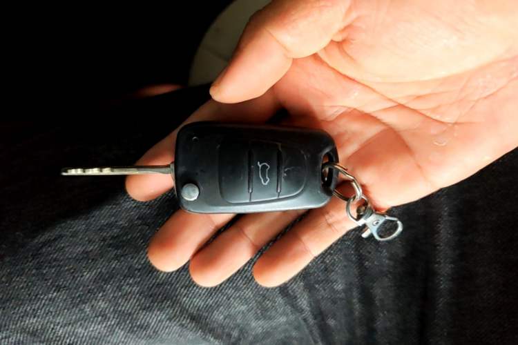 Used Kia K2 2012 Sedan 1.4L Automatic GLS Commemorative Edition Vehicle Key