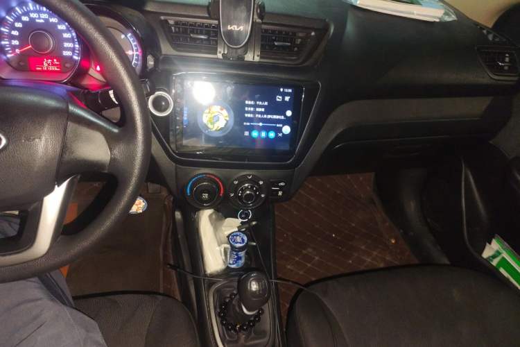 Used Kia K2 2012 Sedan 1.4L MT GLS Commemorative Edition Audio And AC Panel