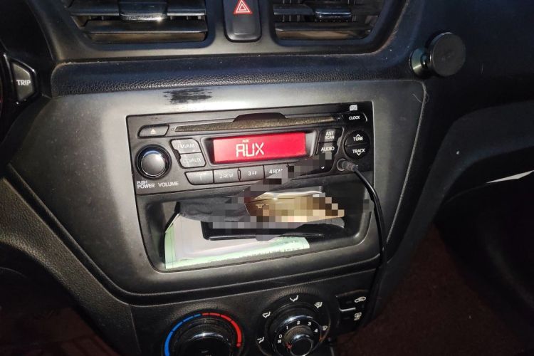 Used Kia K2 2012 Sedan 1.4L MT GLS Commemorative Edition Audio And AC Panel