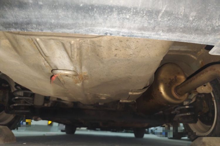 Used Kia K2 2012 Sedan 1.4L MT GLS Commemorative Edition Chassis Rear