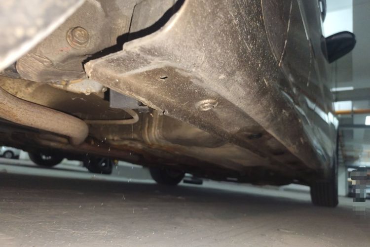 Used Kia K2 2012 Sedan 1.4L MT GLS Commemorative Edition Chassis Rear Right