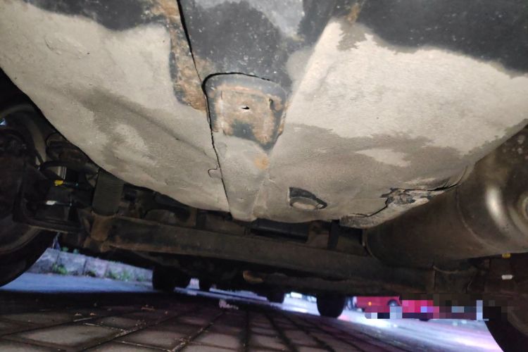 Used Kia K2 2012 Sedan 1.4L MT GLS Commemorative Edition Chassis Rear