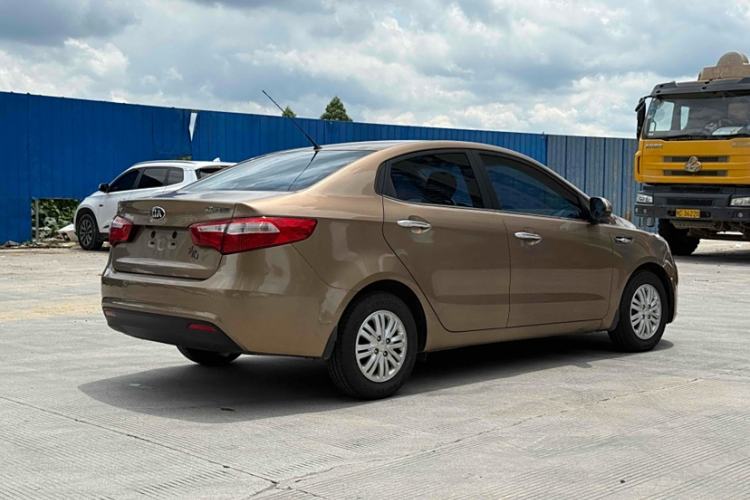 Used Kia K2 2012 Sedan 1.4L MT GLS Commemorative Edition Exterior 2