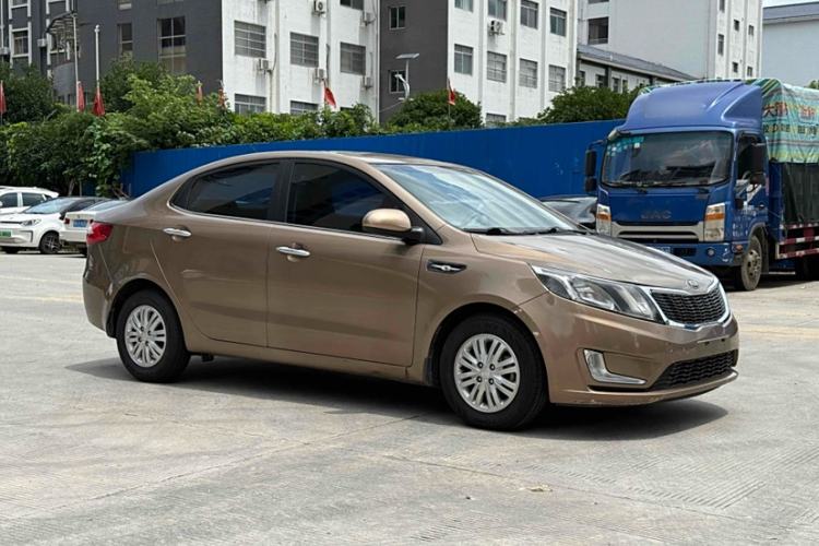 Used Kia K2 2012 Sedan 1.4L MT GLS Commemorative Edition Exterior 3