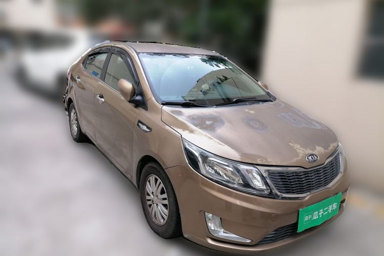 Used Kia K2 2012 Sedan 1.4L Automatic GLS Commemorative Edition Front Right 45 Deg
