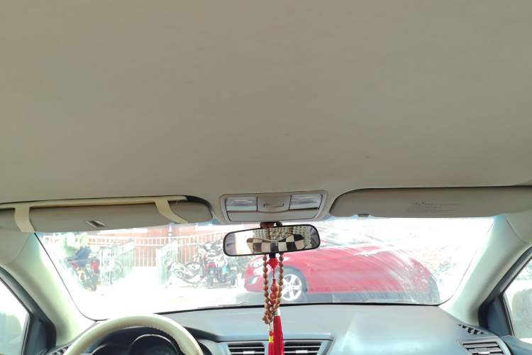 Used Kia K2 2012 Sedan 1.4L Automatic GLS Commemorative Edition Headliner